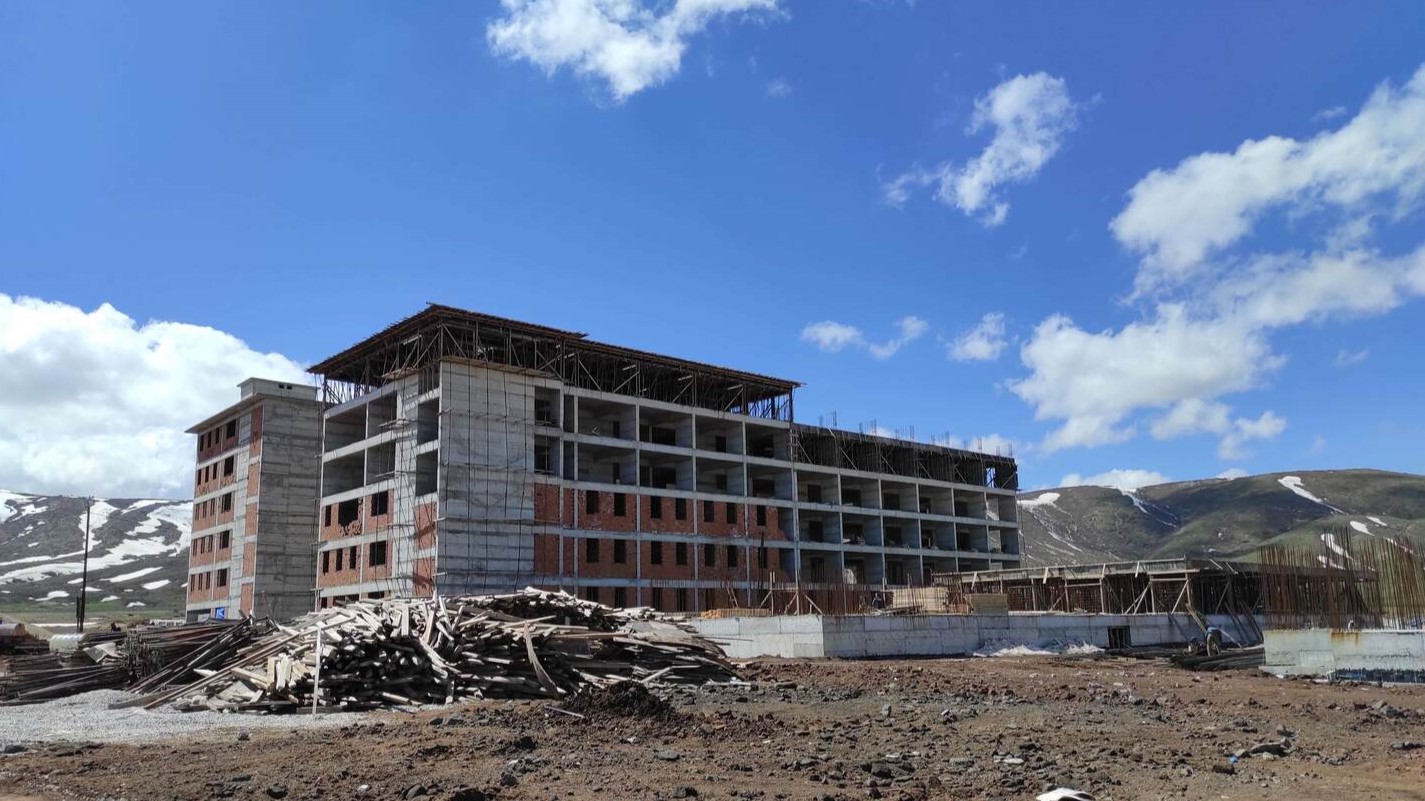 Bitlis Eren Üniversitesi Yurt Blokları